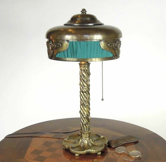 Mosiężna lampa antyk